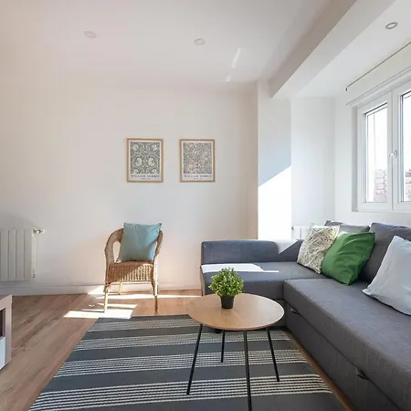 Apartmán Cozy 3br In Puertochico, Center Santander