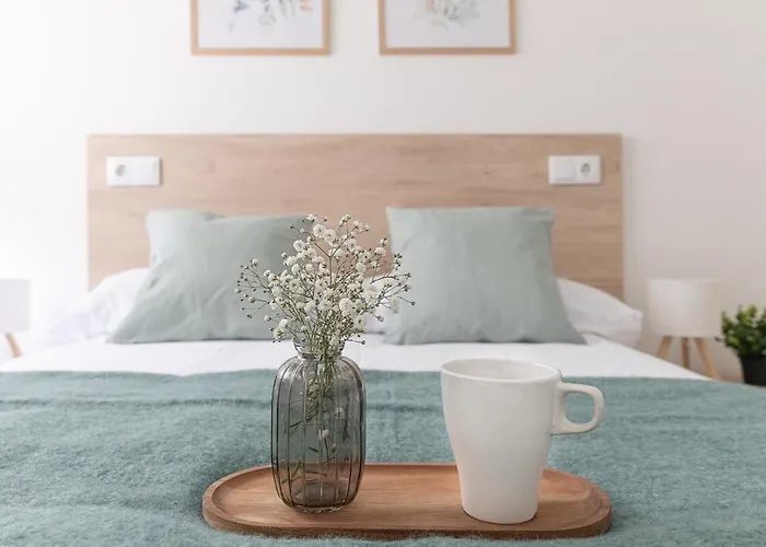 Cozy 3br In Puertochico, Center Apartment *