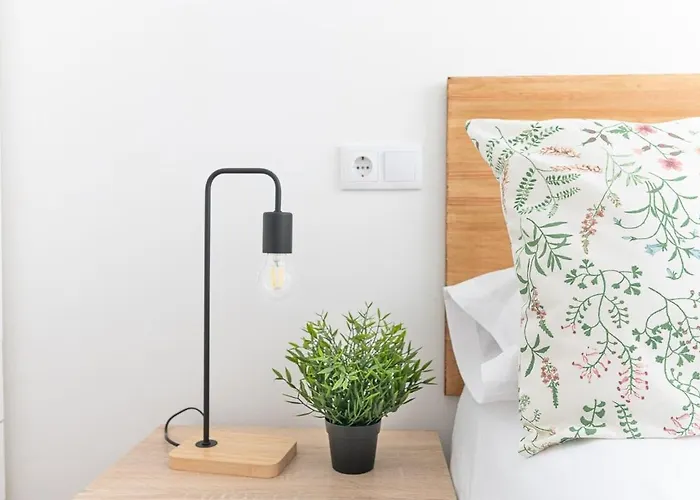 Cozy 3br In Puertochico, Center アパート *