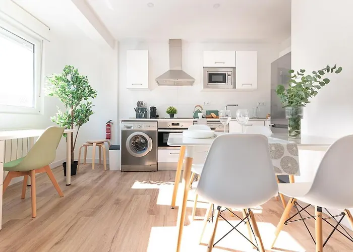 Cozy 3br In Puertochico, Center * サンタンデール