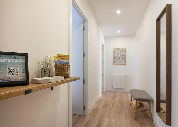 Cozy 3br In Puertochico, Center アパート